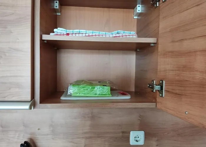 Debbies 2 Bed With Pool And Garden Views Apartament Słoneczny Brzeg