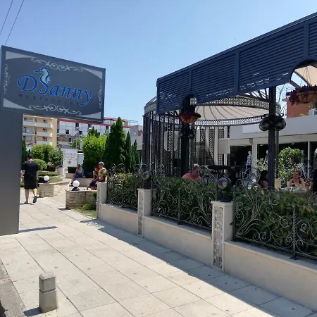 Debbies 2 Bed With Pool And Garden Views * Σάνι Μπιτς