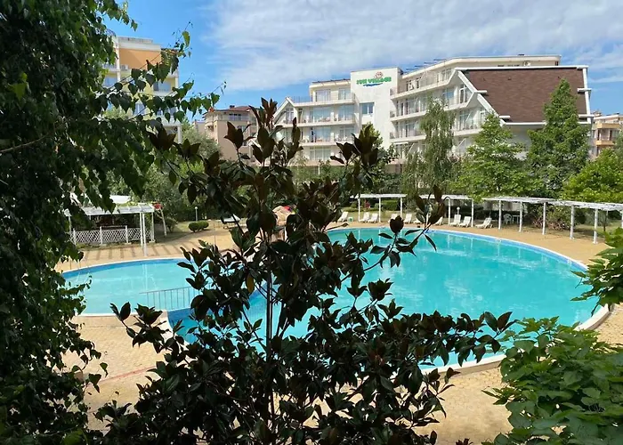 Debbies 2 Bed With Pool And Garden Views Διαμέρισμα Σάνι Μπιτς