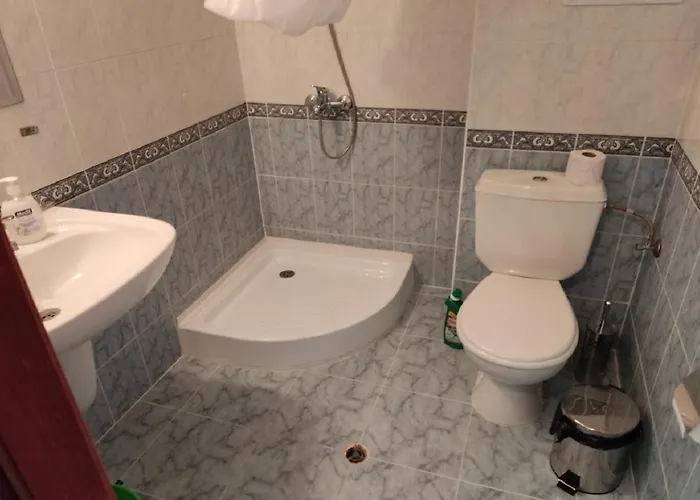 Debbies 2 Bed With Pool And Garden Views * Σάνι Μπιτς