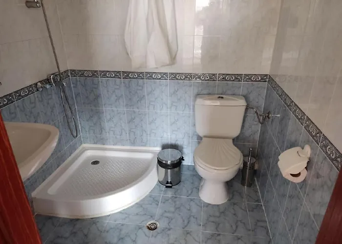 Debbies 2 Bed With Pool And Garden Views Σάνι Μπιτς