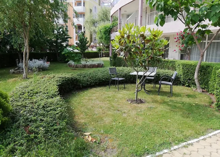 Διαμέρισμα Debbies 2 Bed With Pool And Garden Views Σάνι Μπιτς